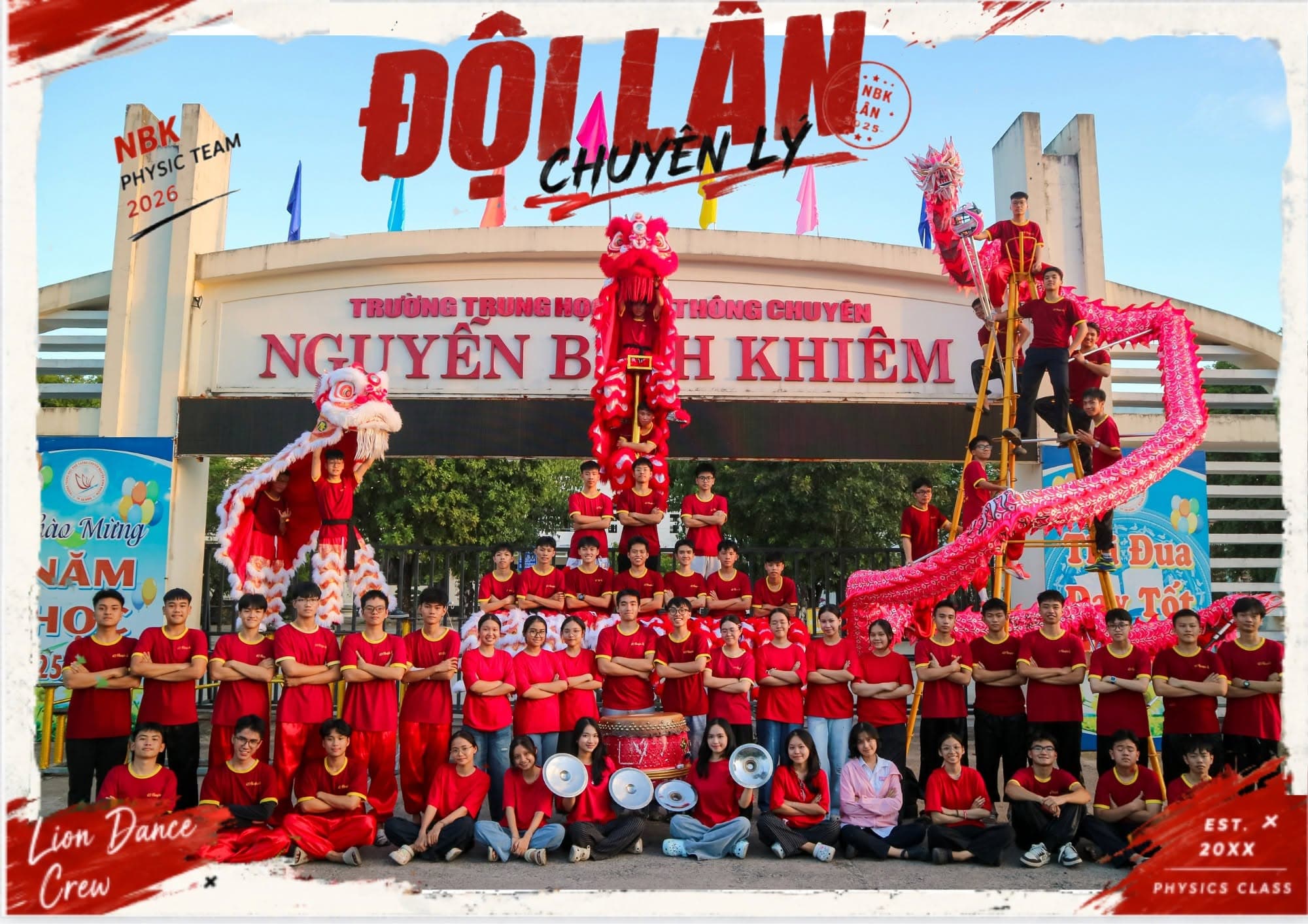 Ảnh tập thể Chuyên Lý Nguyễn Bỉnh Khiêm